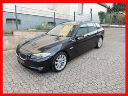 Black sapphire metallic Gebraucht 2011 BMW 520 Shadowline Kombi | 6.649 € (Superpreis)