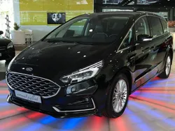 Schwarz Gebraucht 2021 Ford S-MAX Vignale Van / Kleinbus | 26.600 € (Guter Preis)