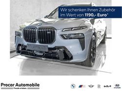 Grau Neu 2025 BMW X7 M Sport SUV | 125.900 € (Teuer)