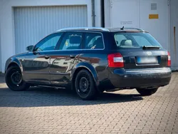 Schwarz Gebraucht 2004 Audi A4 S-Line Kombi | 800 € (Guter Preis)