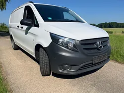 Weiß Gebraucht 2020 Mercedes Vito Van / Kleinbus | 17.000 €