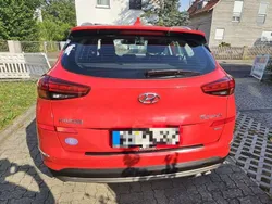 Rot Gebraucht 2019 Hyundai Tucson Trend SUV | 24.000 € (Teuer)