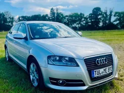Silber Gebraucht 2011 Audi A3 Sportback Attraction Limousine | 6.350 € (Fairer Preis)