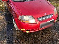 Rot Gebraucht 2003 Chevrolet Kalos Kleinwagen | 280 € (Superpreis)