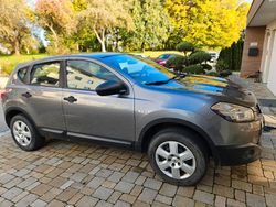 Grau Gebraucht 2011 Nissan Qashqai Acenta SUV | 5.450 € (Guter Preis)