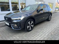 Grau Gebraucht 2023 Volvo XC60 Plus SUV | 46.890 € (Fairer Preis)