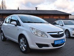 Weiß Gebraucht 2008 Opel Corsa Edition Limousine | 5.490 € (Etwas zu teuer)