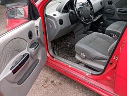 Rot Gebraucht 2003 Chevrolet Espero Limousine | 890 €