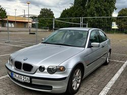 Silber Gebraucht 2002 BMW 316 Compact Kleinwagen | 1.800 € (Fairer Preis)