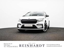 Moonweiss metallic Gebraucht 2021 Skoda Enyaq iV SportLine SUV | 32.680 € (Etwas zu teuer)