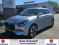 Silber Neu 2025 Suzuki Swift Comfort+ Limousine | 25.990 €