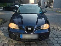 Blau Gebraucht 2007 Seat Ibiza Limousine | 600 €