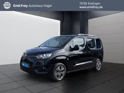Schwarz Gebraucht 2022 Toyota Proace Verso City Kombi | 28.980 € (Fairer Preis)