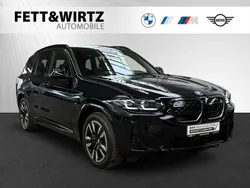 Schwarz Gebraucht 2023 BMW iX3 Sport Line SUV | 44.444 € (Superpreis)