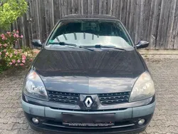 Schwarz Gebraucht 2003 Renault Clio II Kleinwagen | 1.699 € (Superpreis)