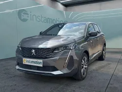 Grau Gebraucht 2024 Peugeot 3008 SUV | 33.649 € (Fairer Preis)