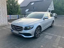 Silber Gebraucht 2019 Mercedes E300 Kombi | 28.500 € (Etwas zu teuer)