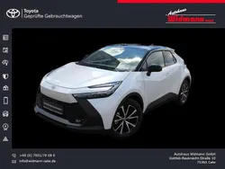 Platinum weiß/mysticschwarz Gebraucht 2024 Toyota C-HR Team SUV | 35.490 € (Fairer Preis)