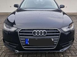 Schwarz Gebraucht 2012 Audi A4 Ambiente Kombi | 7.500 € (Fairer Preis)