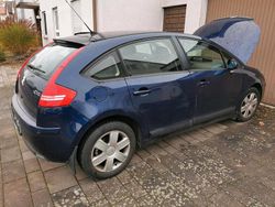 Blau Gebraucht 2005 Citroën C4 Kleinwagen | 1.300 €