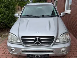 Silber Gebraucht 2001 Mercedes ML55 AMG AMG SUV | 5.099 €