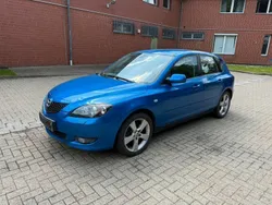 Blau Gebraucht 2005 Mazda 3 Inclusive Limousine | 3.450 € (Fairer Preis)