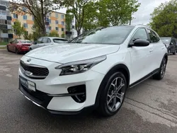 Weiß Gebraucht 2020 Kia XCeed Launch Edition SUV | 21.999 € (Fairer Preis)