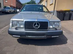 Silber Gebraucht 1992 Mercedes E320 Coupé | 9.999 €