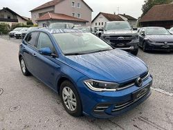 Blau Gebraucht 2023 VW Polo IQ Drive Kleinwagen | 16.990 € (Guter Preis)