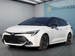 Weiß Gebraucht 2024 Toyota Corolla Limousine | 33.049 €