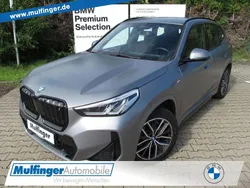 Grau Gebraucht 2022 BMW iX1 M Sport SUV | 38.490 € (Guter Preis)