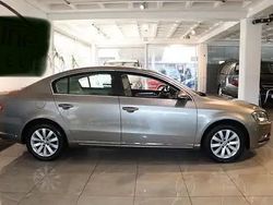 Gold Gebraucht 2012 VW Passat Limousine | 9.000 €