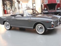 Grau Gebraucht 1963 Fiat 1200 Cabrio | 27.500 €