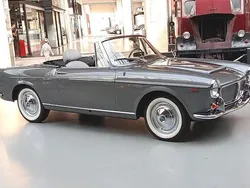 Grau Gebraucht 1963 Fiat 1200 Cabrio | 27.500 €