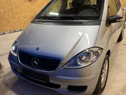 Silber Gebraucht 2005 Mercedes A170 Classic Van / Kleinbus | 1.850 € (Guter Preis)