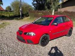 Rot Gebraucht 2008 Seat Ibiza Limousine | 2.690 € (Fairer Preis)