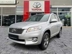 Silver metallic Gebraucht 2012 Toyota RAV4 Life SUV | 9.990 € (Fairer Preis)