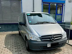 Silber Gebraucht 2013 Mercedes Vito Van / Kleinbus | 5.850 €