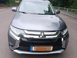 Grau Gebraucht 2018 Mitsubishi Outlander SUV | 15.990 € (Guter Preis)