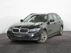 Black sapphire Gebraucht 2024 BMW 330e Comfort Edition Kombi | 39.950 € (Superpreis)