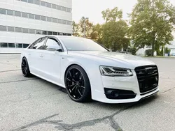 Weiß Gebraucht 2017 Audi S8 plus Ambiente Limousine | 56.990 € (Guter Preis)