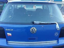 Blau Gebraucht 2001 VW Golf IV Kombi | 1.500 € (Fairer Preis)