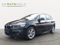 Black sapphire (schwarz) Gebraucht 2017 BMW 225 M Sport Van / Kleinbus | 18.980 € (Etwas zu teuer)