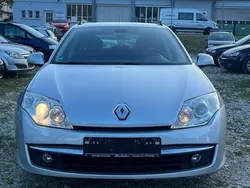 Grau Gebraucht 2008 Renault Laguna III Expression Kombi | 1.400 € (Superpreis)