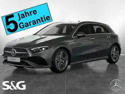 Metalliclack mountaingrau Gebraucht 2025 Mercedes A200 AMG Limousine | 38.436 € (Teuer)