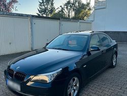 Blau Gebraucht 2009 BMW 525 Limousine | 10.800 € (Teuer)