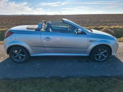 Silber Gebraucht 2005 Opel Tigra Cabrio | 3.555 € (Teuer)
