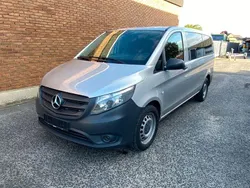 Grau Gebraucht 2016 Mercedes Vito Van / Kleinbus | 19.999 € (Teuer)