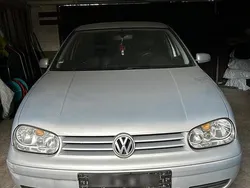 Grau Gebraucht 1999 VW Golf IV Kleinwagen | 1.000 € (Guter Preis)