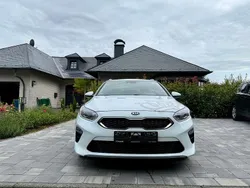 (wd) cararraweiss Gebraucht 2020 Kia Ceed Sportswagon Kombi | 7.900 € (Etwas zu teuer)